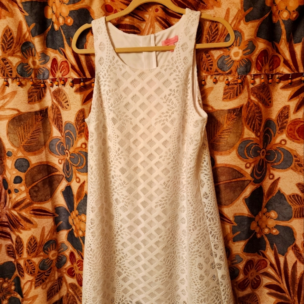 White lace dress